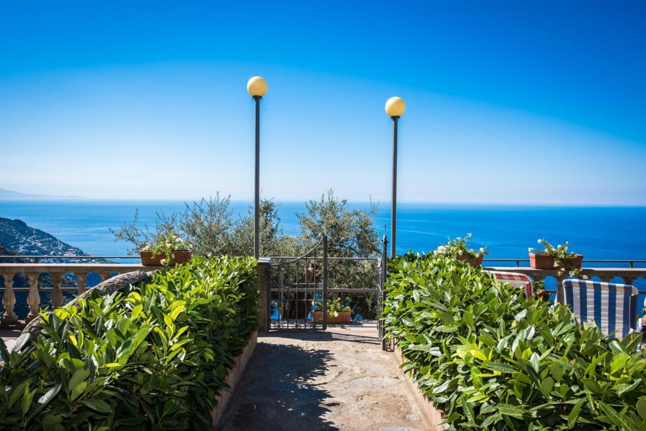 Villa Savina - Elegant Family Villa Overlooks Amalfi Coast - Positano Exteriör bild