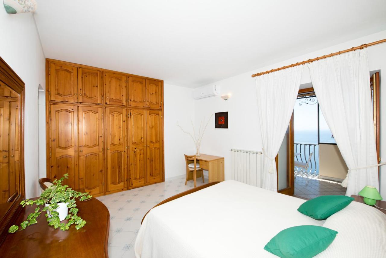 Villa Savina - Elegant Family Villa Overlooks Amalfi Coast - Positano Exteriör bild